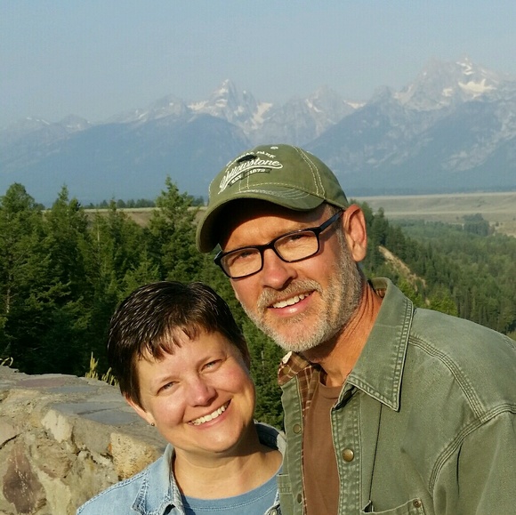 Meet your Posher, Erin - Picture 1 of 1